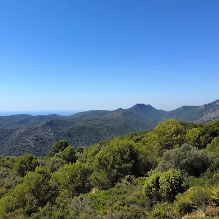 Casa rural La Cueva De Miravet - De Lujo En La Cima De La Montana Con Vistas Al Mar