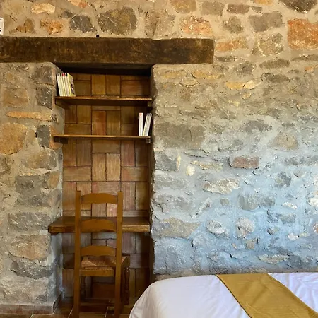 Casa rural La Cueva De Miravet - De Lujo En La Cima De La Montana Con Vistas Al Mar