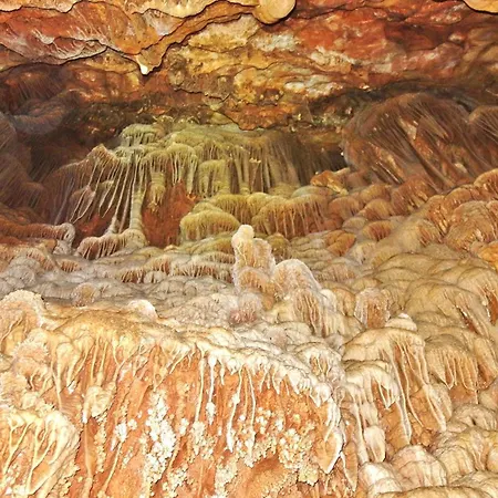 La Cueva De Miravet - De Lujo En La Cima De La Montana Con Vistas Al Mar Cabanes (Valencia)